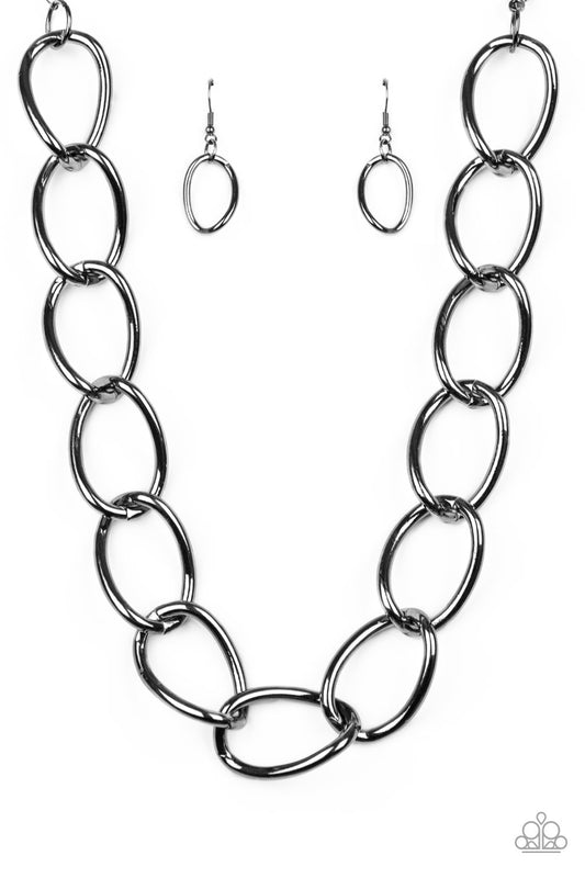 THE CHALLENGER - BLACK LARGE LINKS NECKLACE