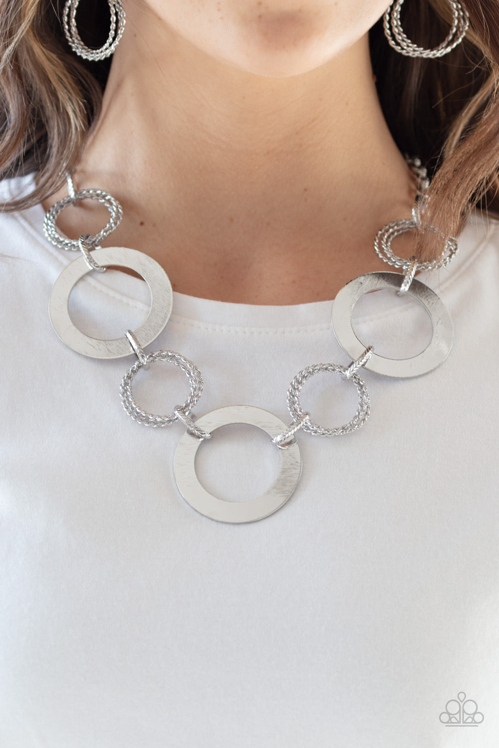 RINGED IN RADIANCE - SILVER CIRCLES NECKLACE