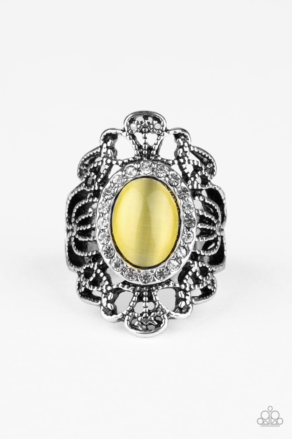 DASHINGLY DEWY - YELLOW CAT EYE MOONSTONE SILVER STRETCH RING