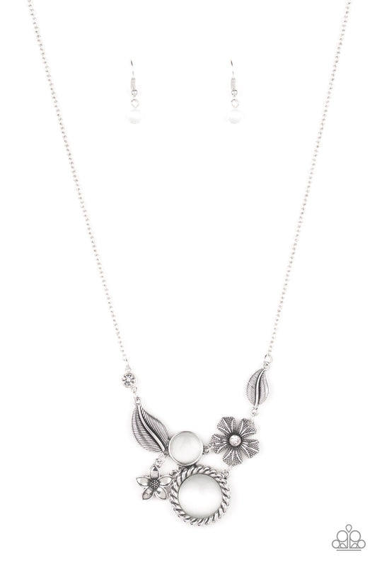 EXQUISITELY EDEN - WHITE MOONSTONE FLORAL NECKLACE