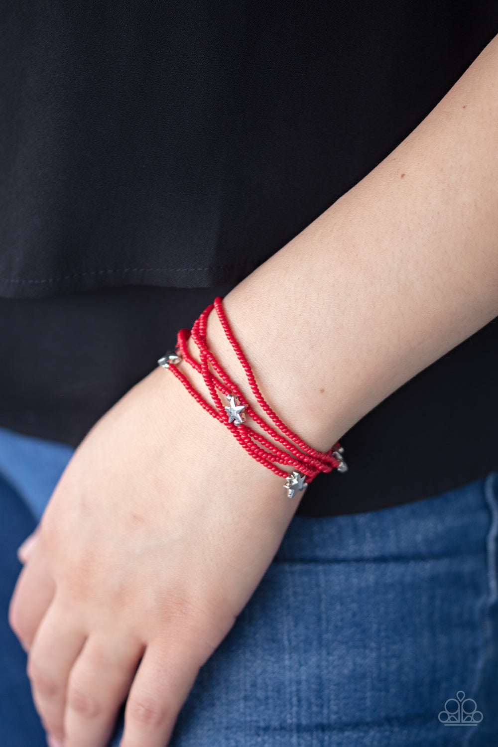 PRETTY PATRIOTIC - RED SEEDBEADS SILVER STARS BRACELET SET