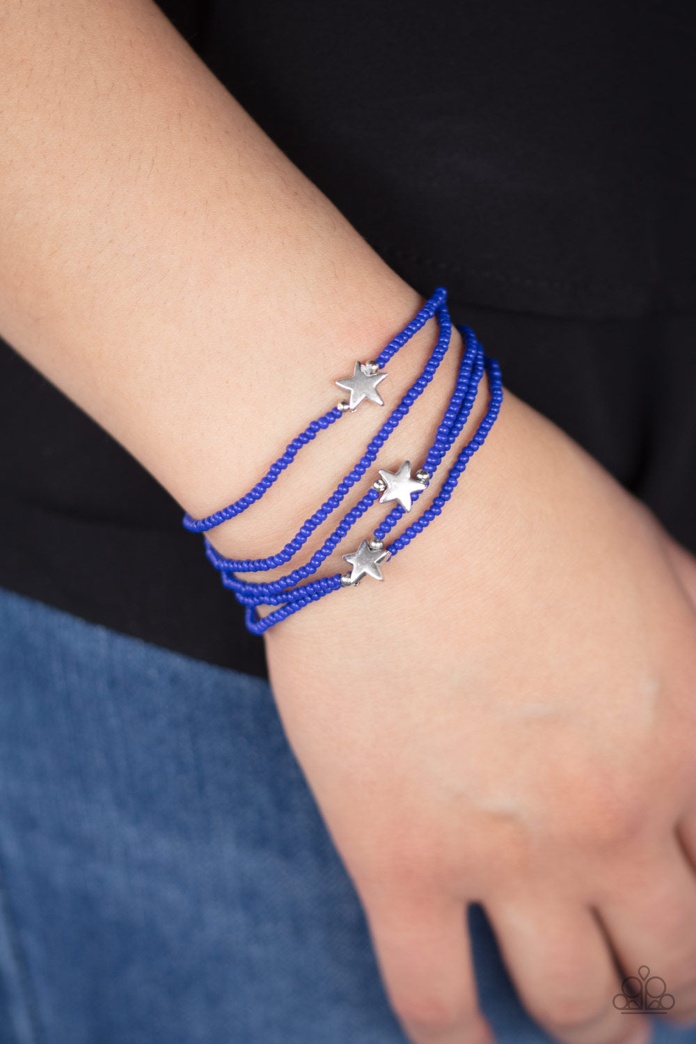 PRETTY PATRIOTIC - BLUE SEEDBEADS STRETCHY SILVER STARS BRACELET SET