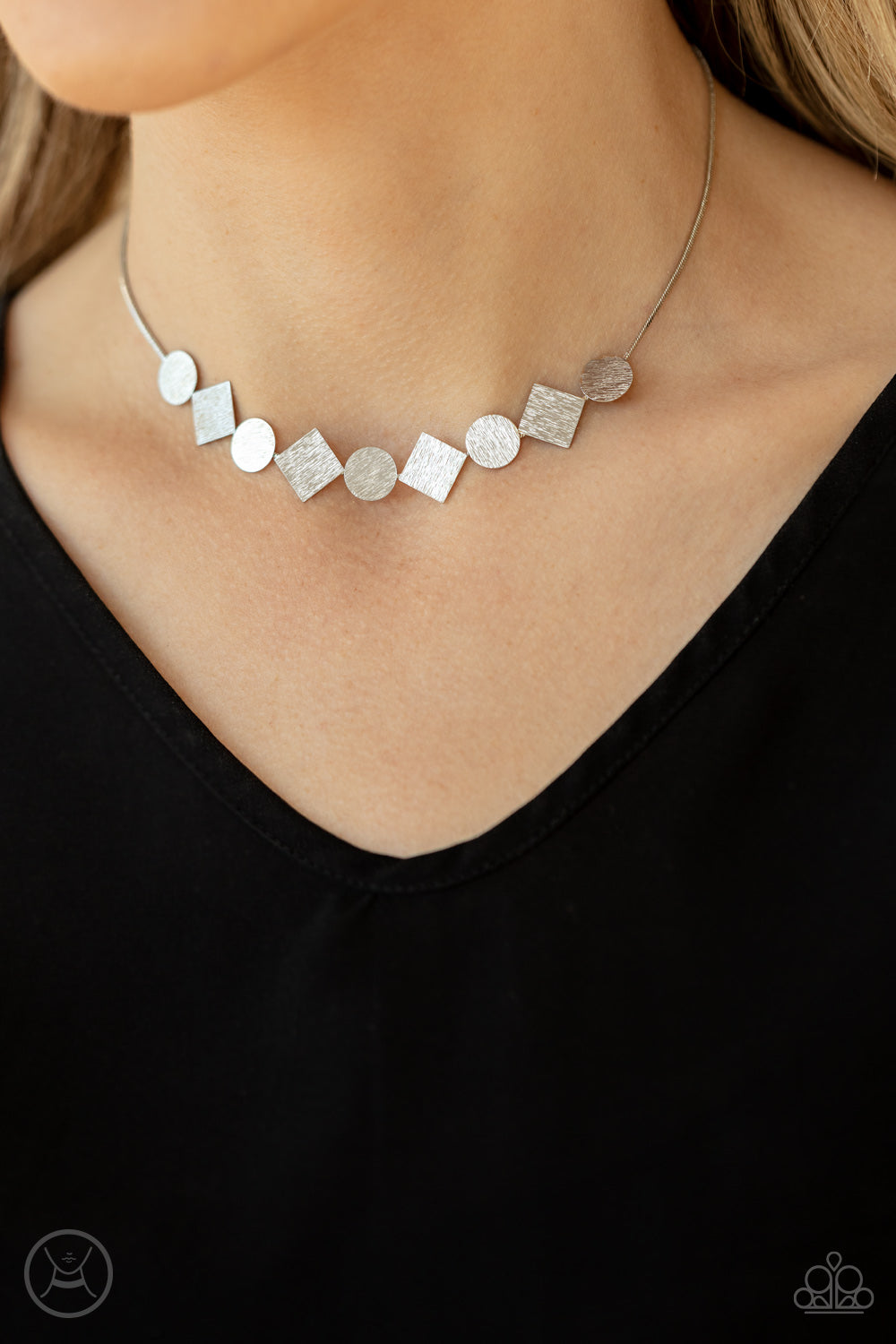DONT GET BENT OUT OF SHAPE - SILVER GEOMETRIC CHOKER NECKLACE