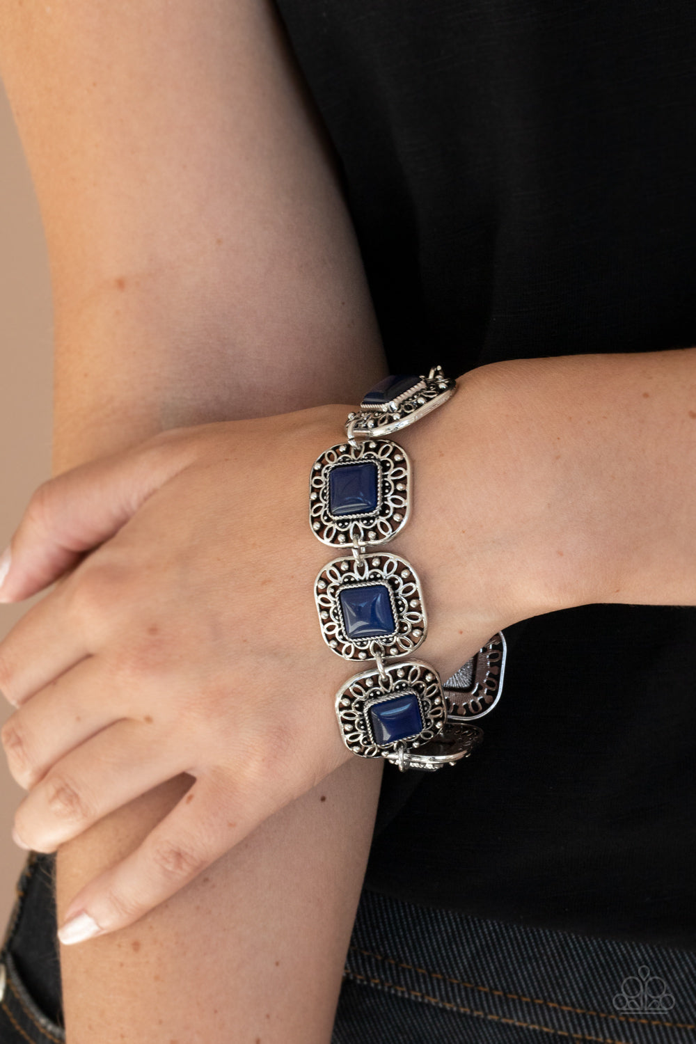 DREAMY DESTINATIONS - BLUE MOONSTONES FILIGREE BRACELET