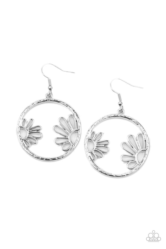 DEMURELY DAISY - SILVER FLOWER CIRCLE HOOP EARRINGS