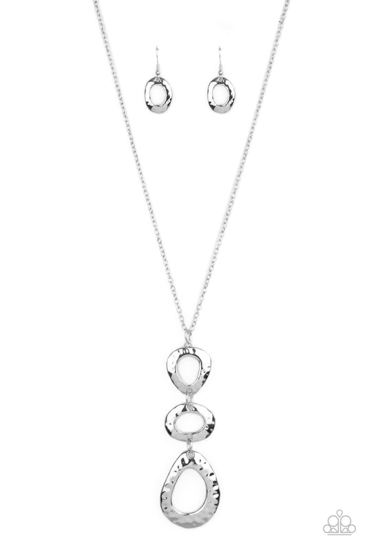 GALLERY ARTISAN - SILVER HAMMERED OVALS TEARDROP NECKLACE