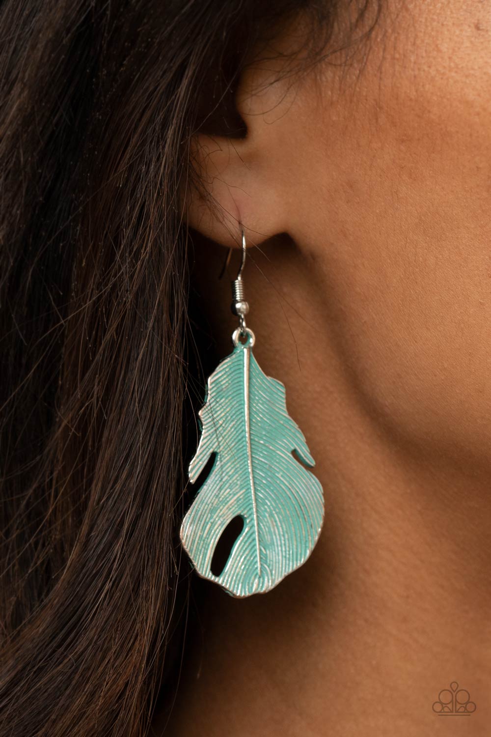 HEADS QUILL ROLL - BLUE FEATHER EARRINGS