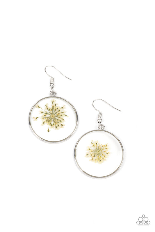 HAPPILY EVER EDEN - WHITE PRESSED FLOWER EARRINGS