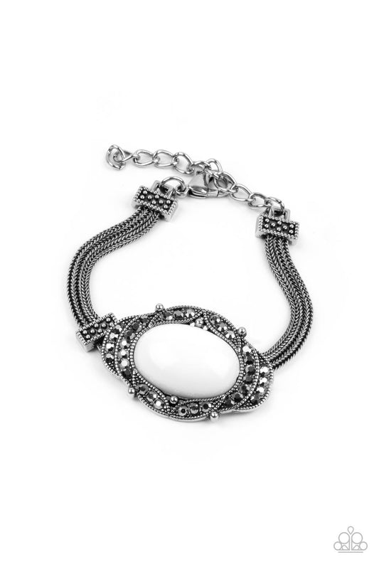 TOP-NOTCH DRAMA - WHITE OVAL BEAD HEMATITE RHINESTONES BRACELET