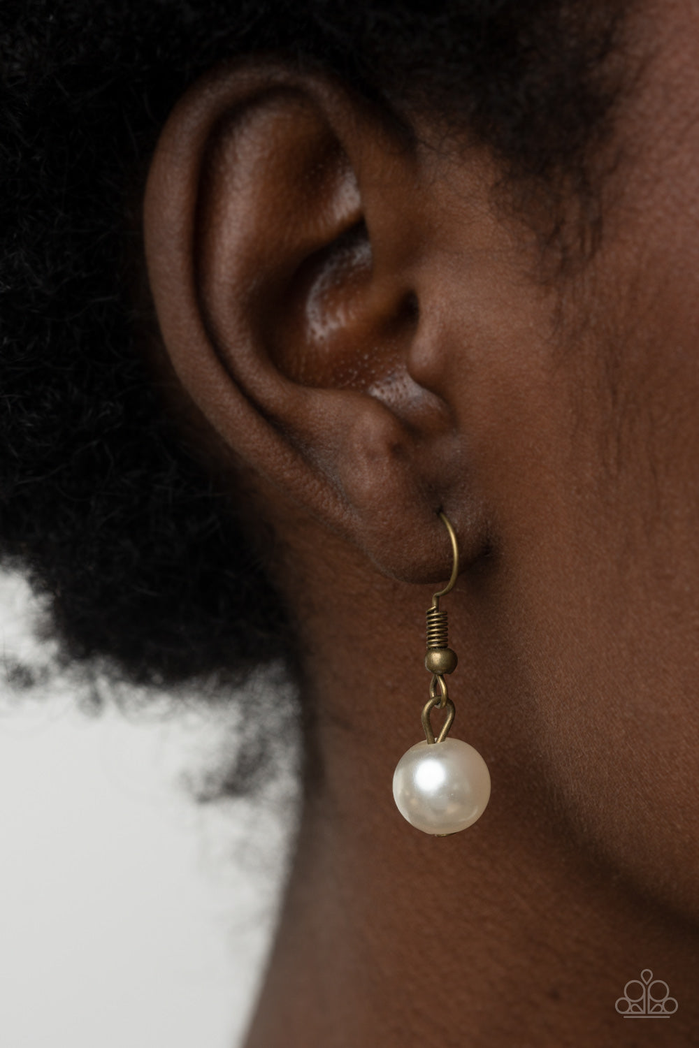 RUSTIC REFINERY - BRASS AND RIVER PEARL NECKLACE