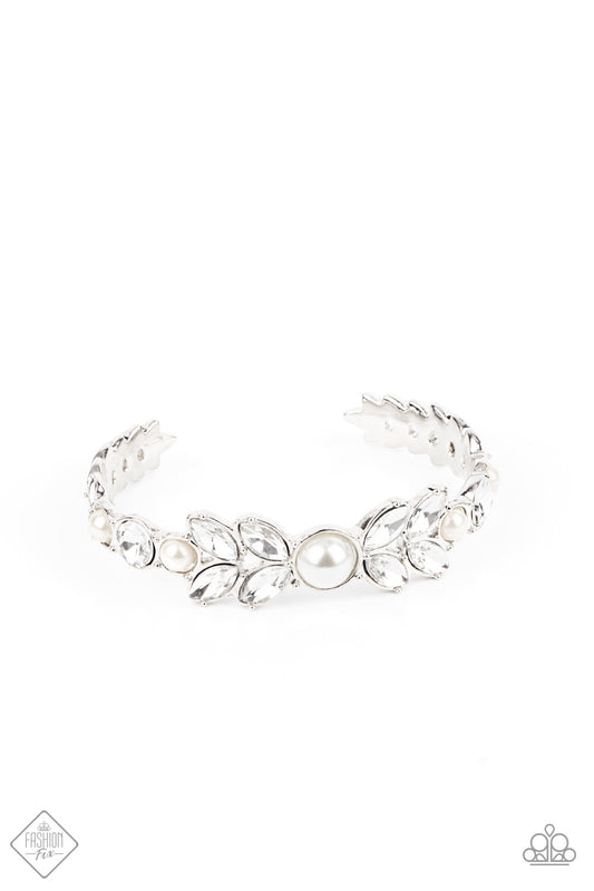 REGAL REMINISCENCE - WHITE PEARL RHINESTONES CUFF FASHION FIX BRACELET
