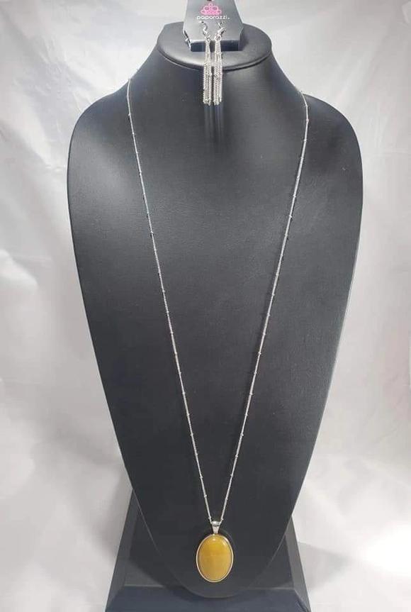 PEACEFUL GLOW - YELLOW NATURAL STONE OVAL NECKLACE