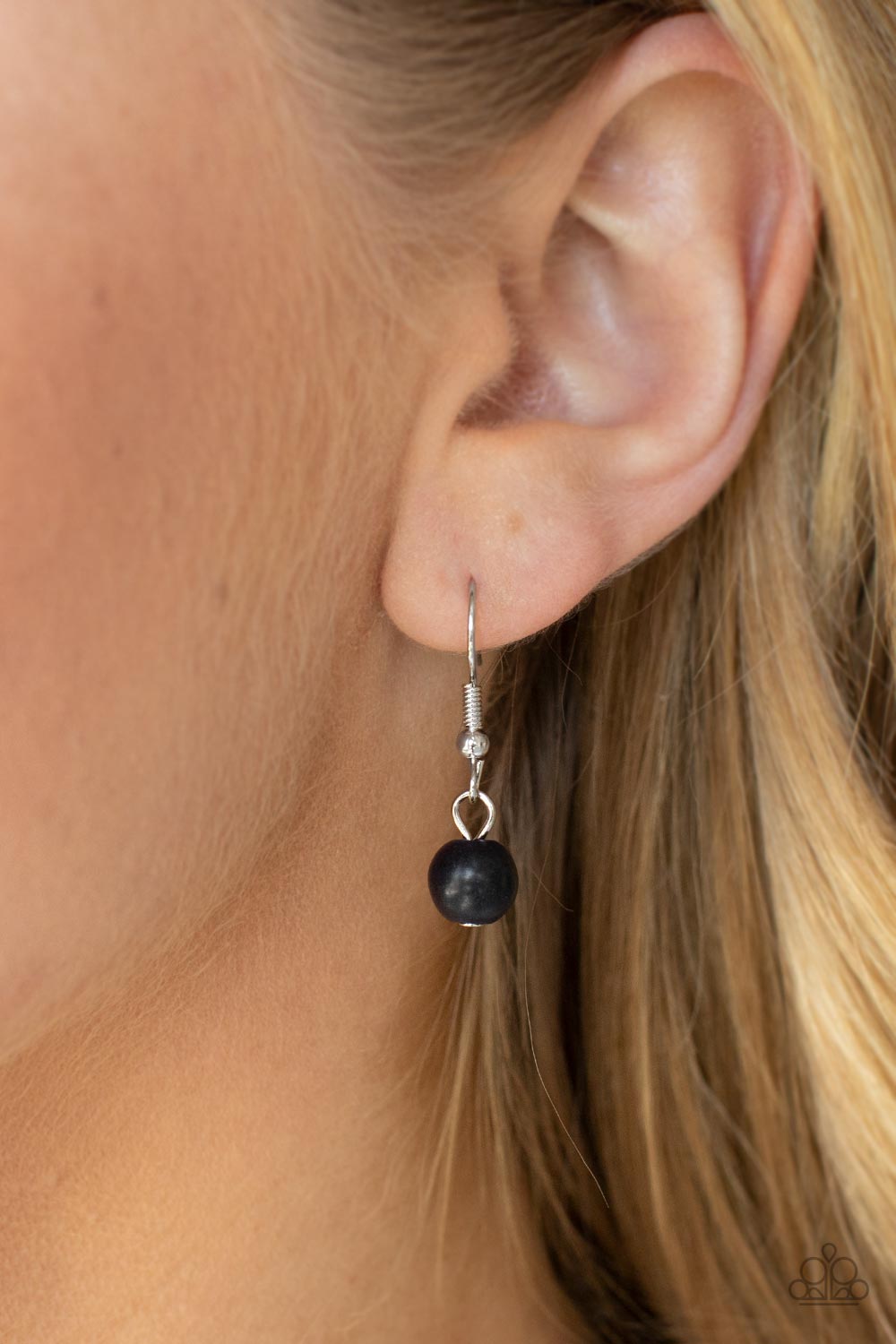 THE NATURAL ORDER - BLACK BEADS SILVER TASSEL Y SHAPE NECKLACE SET