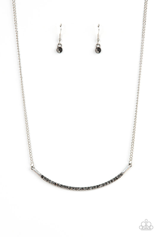 COLLAR POPPIN SPARKLE - SILVER HEMATITE BAR NECKLACE