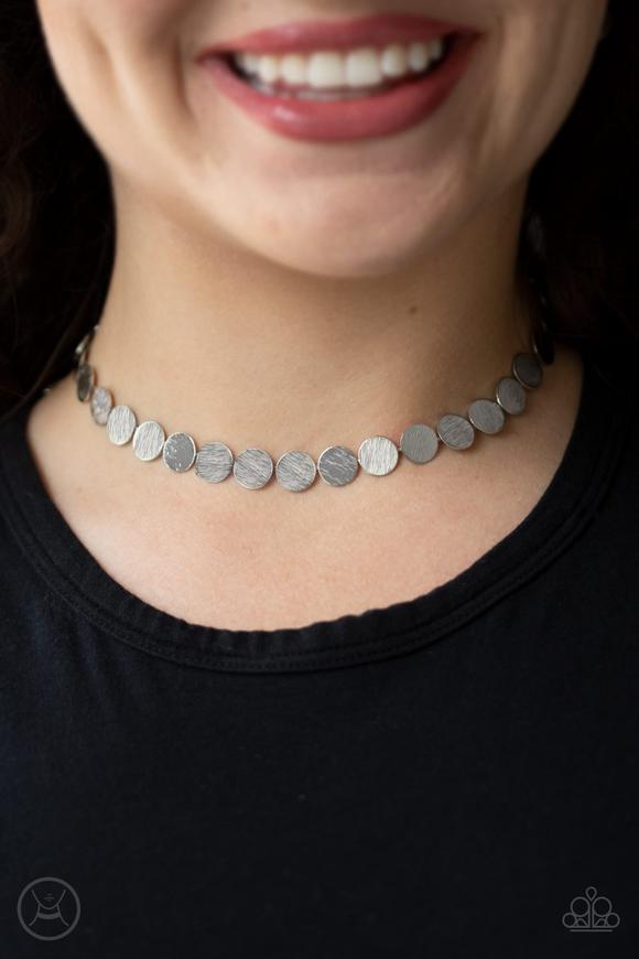 SPOT CHECK - SILVER DOT CHOKER NECKLACE