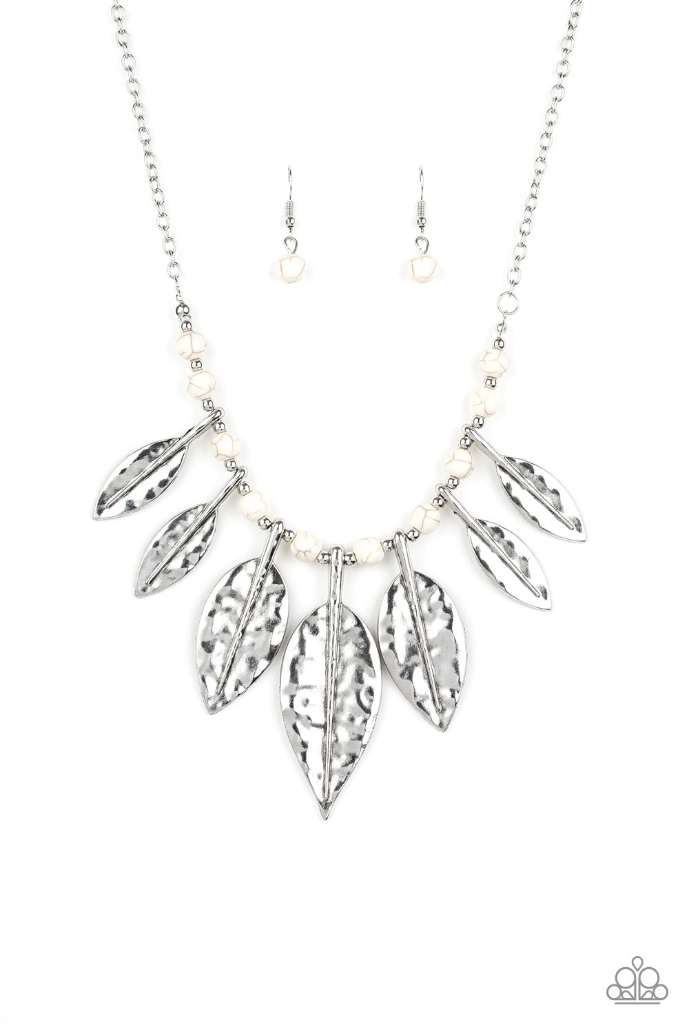 HIGHLAND HARVESTER - WHITE SAND STONE AND SILVER LEAVES NECKLACE