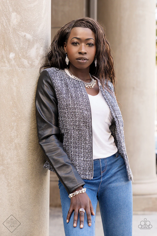 FIERCELY 5TH AVENUE - DECEMBER 2018 WHITE PEARLS AND RHINESTONES SET