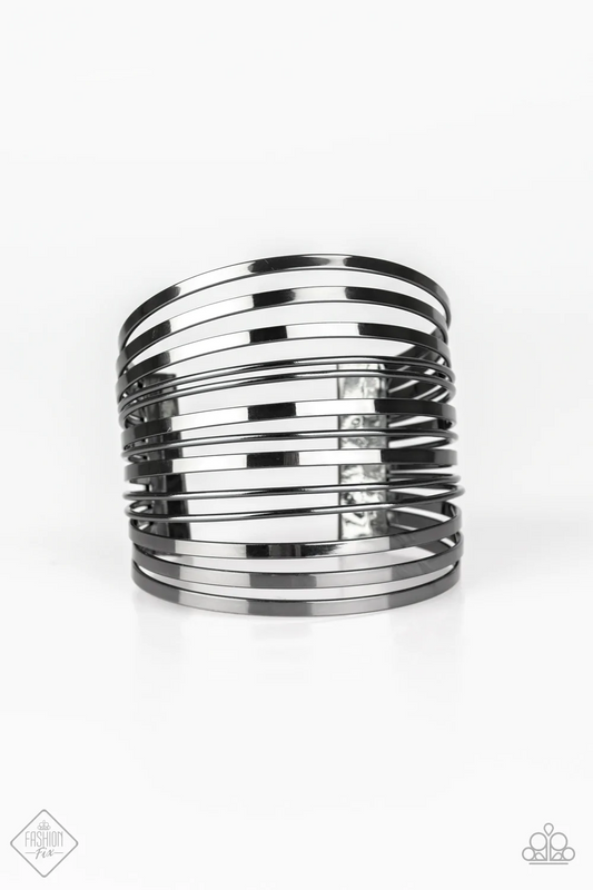 FRONT LINE SHINE - BLACK WIRE BAR FASHION FIX CUFF BRACELET