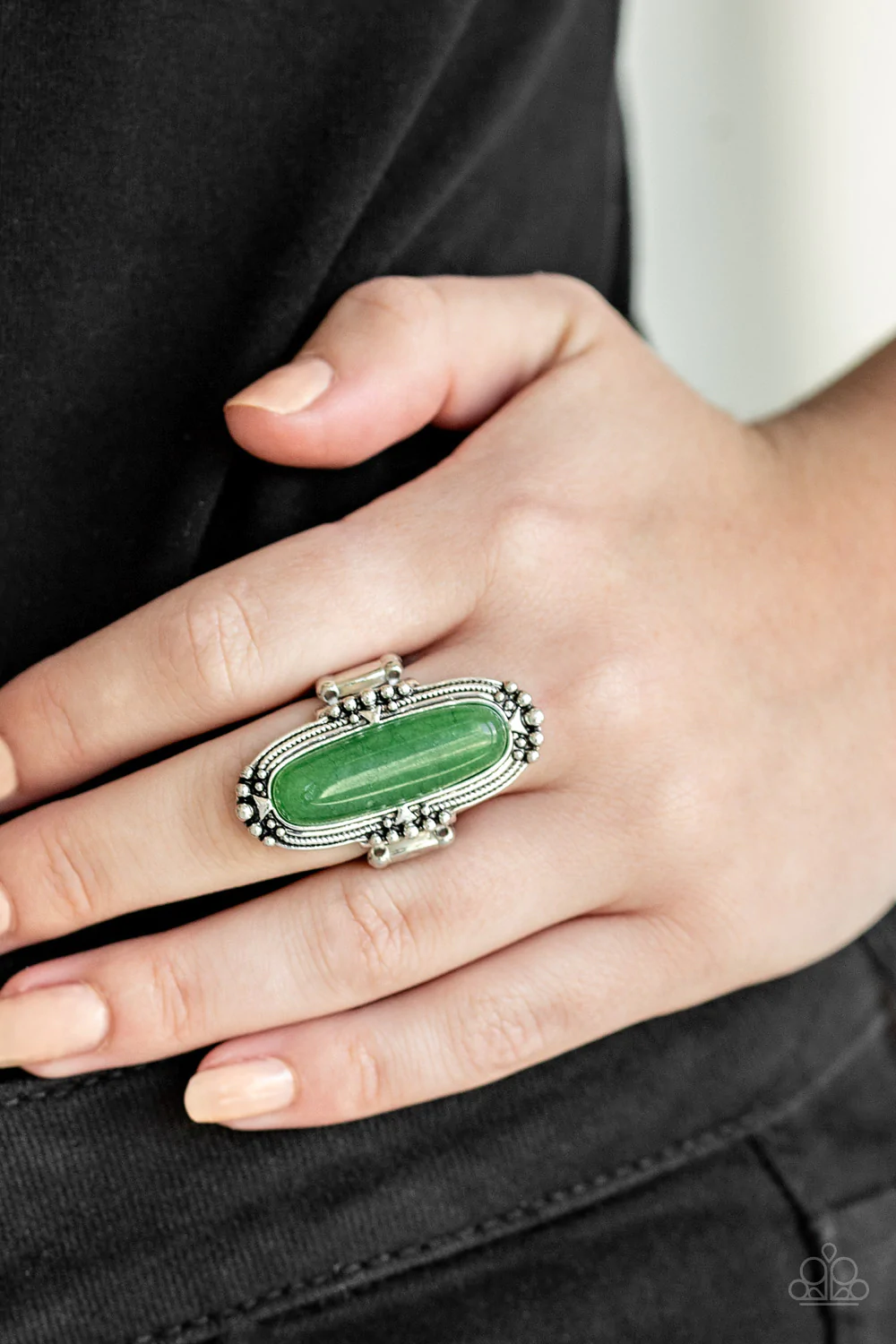 DESERT TRANQUILITY - GREEN OVAL JADE GLASSY STONE SILVER RING