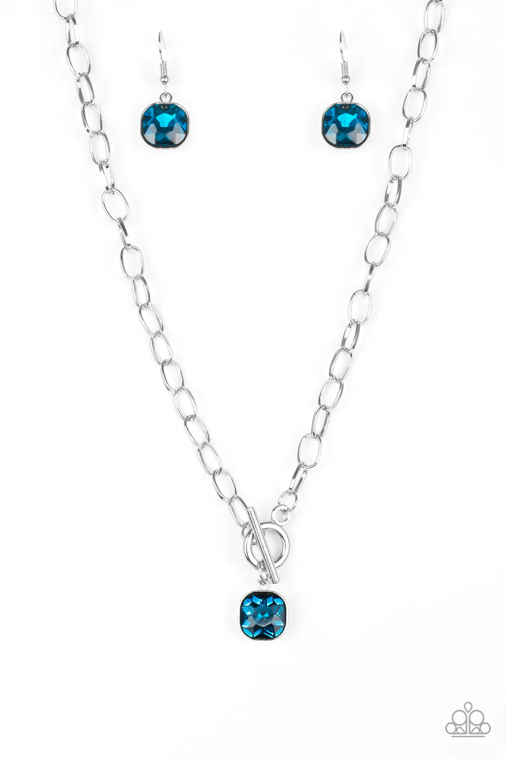 DYNAMITE DAZZLE - BLUE TOPAZ RHINESTONE TOGGLE NECKLACE