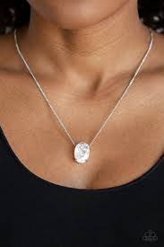 EXTRA ICE - WHITE CRACKED CRYSTAL RHINESTONE SOLITAIRE NECKLACE