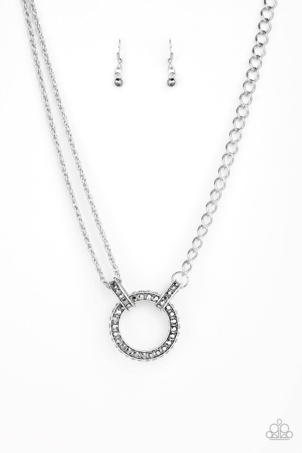 RAZZLE DAZZLE - SILVER ROUND ROUNDSTONES ENCRUSTED CIRCLE NECKLACE